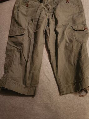 Cropoed  Cargo Pants